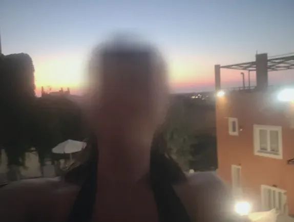 Daniela, 38