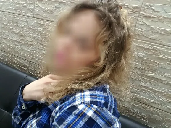Emilia, 33